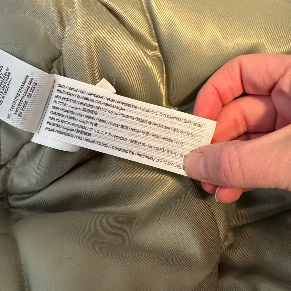 Abercrombie & Fitch Sage Green Hooded Utility Puffer Jacket Small - Picture 3 of 6
